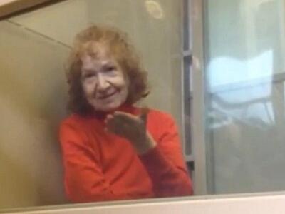 Σοκ στη Ρωσία: Συνελήφθη γιαγιά serial k...