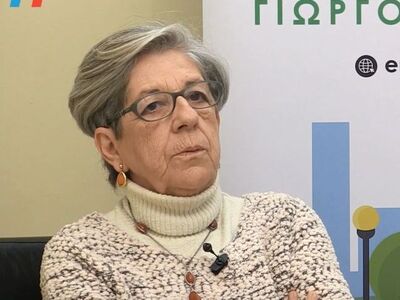 Η Άννα Φωτοπούλου, κόρη του Μίμη Φωτόπουλου.