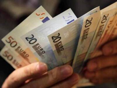 Την επόμενη εβδομάδα η αύξηση του κατώτατου μισθού