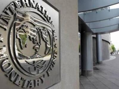 ΔΝΤ: Μειώθηκαν οι κίνδυνοι για την οικον...