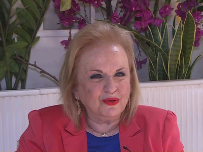 Ματίνα Παγώνη: Μπήκα στο εστιατόριο και ...
