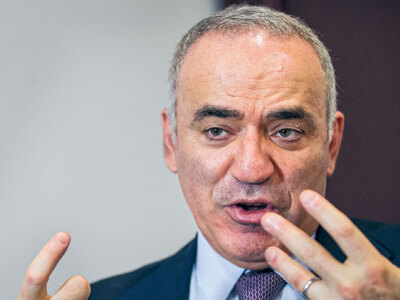 Γκάρι Κασπάροφ: «Ο Πούτιν δοκιμάζει την ...