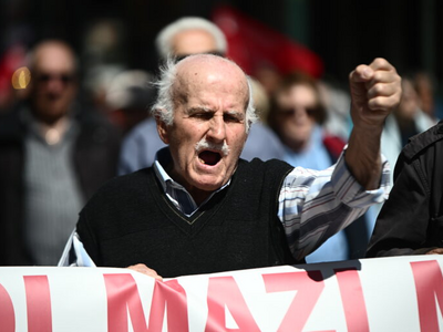 Πάτρα: Στην πλατεία Γεωργίου συγκεντρώνο...