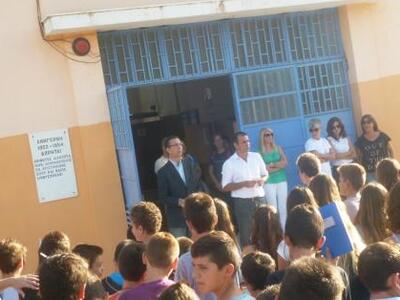 Δ. Τριανταφυλλόπουλος:Με μαθητές,γονείς ...