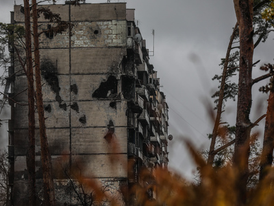 Ρωσικό πυραυλικό χτύπημα στη βόρεια Ουκρ...