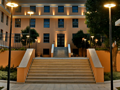 Δήμος Πατρέων: Ένας άνθρωπος θα μέτραγε ...