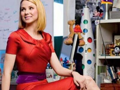 Απροκάλυπτο φλερτ από έναν "αθυρόστ...