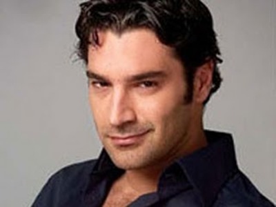 Ζευγάρι ο Παπακαλιάτης  με τη Νομικού