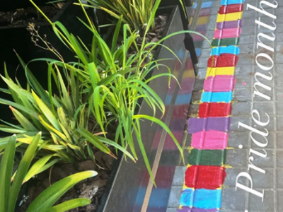 Τριών Ναυάρχων: Όταν η κίτρινη διαγράμμι...