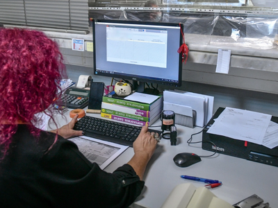 Η ΑΑΔΕ βάζει «στο συρτάρι» 7,72 δισ. παλ...