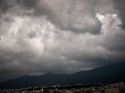 Δυτική Ελλάδα: Επιστρέφουν το βράδυ οι καταιγίδες