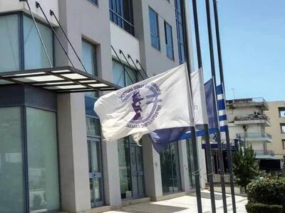 Μεσίστιες οι σημαίες  στις Υπηρεσίες της...