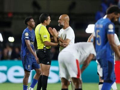 Έξαλλος ο Πεπ Γκουαρντιόλα «επιτέθηκε» σ...