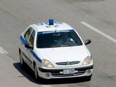 Ομάδα νεαρών εκτόξευε πέτρες σε διερχόμε...