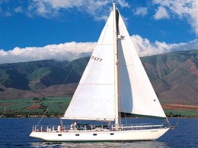 Ιστιοφόρο έμεινε ακυβέρνητο μεταξύ Ζακύν...