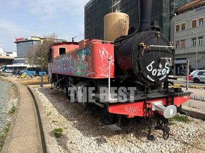 Η ιστορική ατμομηχανή στον ΟΣΕ της Πάτρα...