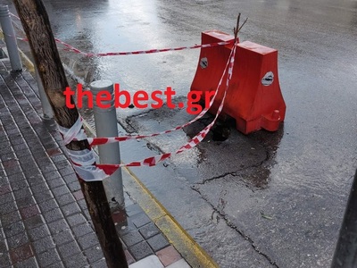 Πάτρα: Αντί να κλείσουν την τρύπα στην Α...
