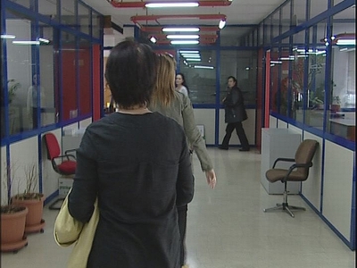 Ταλαιπωρούν τους ασφαλισμένους και επιτί...