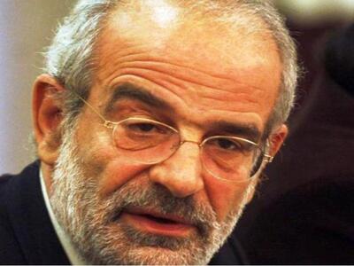 Ο Αλαβάνος προτρέπει τους βουλευτές της ...