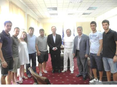 Στο Σπ. Σπύρου ο Πρόξενος της Ελλάδας στ...