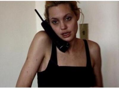 Σοκ: Η Angelina Jolie υπό την επήρεια να...