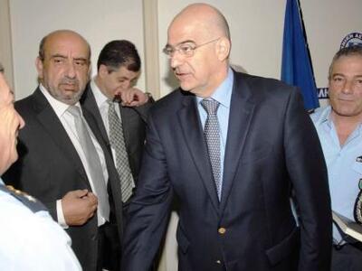 Αστυνομικοί Αχαΐας προς Δένδια: Δεν φτάν...