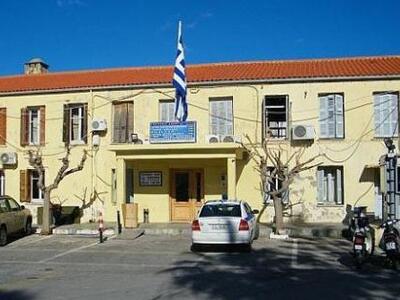 Ρέθυμνο: Πέταξαν έξω την οδηγό και έκλεψ...