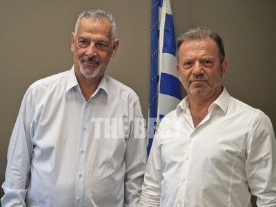 Ο Κωνσταντίνος Γιαννόπουλος μαζί με τον ...