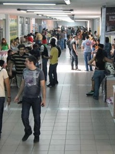 Απέχουν από τα καθήκοντα τους οι Καθηγητ...