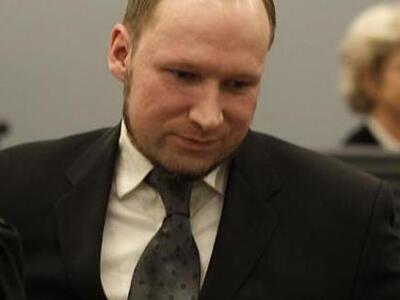 Ο Αντερς Μπρέιβικ ανακοίνωσε ότι αποκηρύ...