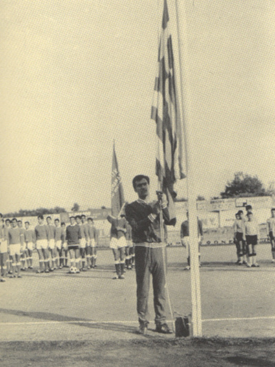 Κηδεύεται αυτή την ώρα ο Σωτήρης Λεγάτος