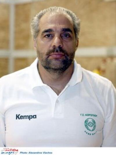 Ο πρόεδρος του ΣΥ.Π.Χ.Ε. Ι. Βαρελτζής 