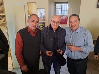 «Πάτρα Ενωμένη»: Eυχές για τα Χριστούγεν...