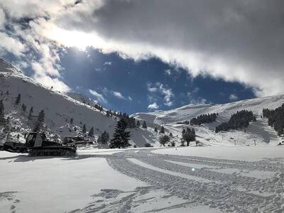 Αχαΐα:Άσπρισε ο Χελμός-Δείτε ΦΩΤΟ από το...