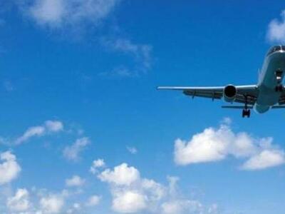 Σουηδία: Πιλότος οπλισμένος με τσεκούρι ...