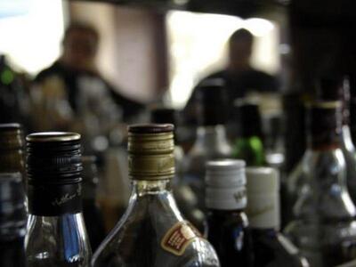 Αγρίνιο: Έφοδος για ποτά "μπόμπες&q...
