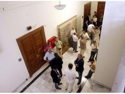 Δώρο... Πάσχα 1,35 εκατ. στο Ταμείο Υπαλ...