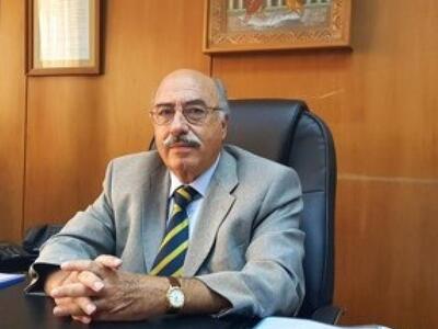 "Ένας ανοιχτόκαρδος άνθρωπος που κρ...