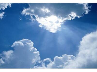 Καιρός: Ζέστη με βροχές και καταιγίδες