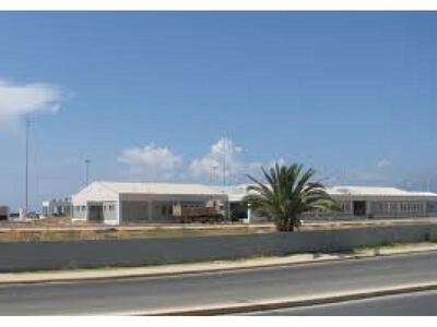 Πάτρα: Δώδεκα αλλοδαποί είχαν τρυπώσει σ...