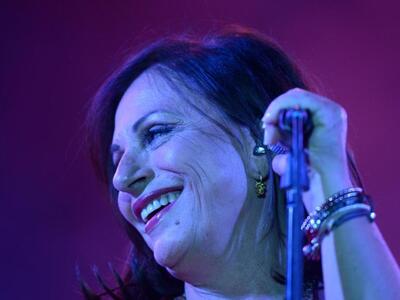 Χαρούλα Αλεξίου: «Αισθάνθηκα τη γη να φε...