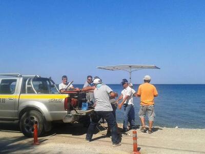 Tέντες, ντους, αποδυτήρια  και στην &quo...