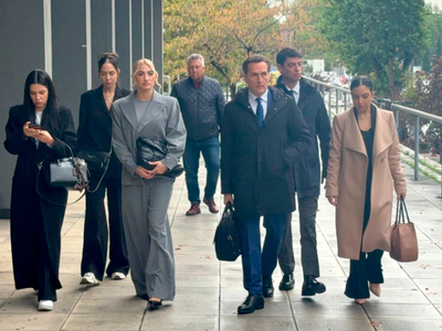 Φορτισμένη η Τούνη στη δίκη για revenge ...