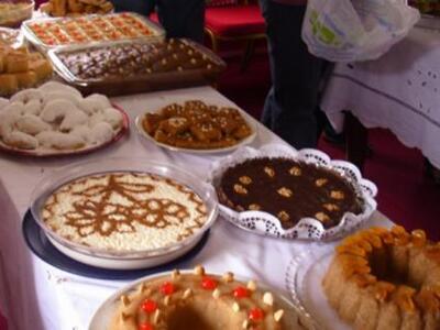 Πάτρα: Χριστουγεννιάτικο παζάρι με μικρα...