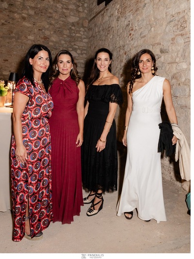 Πόπη Καλαιτζή- Χατζιδάκη, Ολγα Κεφαλογιά...