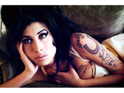 Νεκρή η Amy Winehouse - Σοκ στο χώρο της μουσικής 