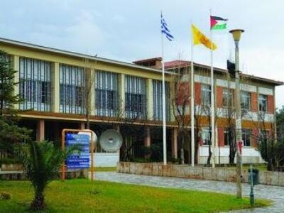 Πάτρα:Συνεχίζουν την απεργία οι Διοικητι...