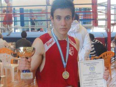 Σάκης Πεφάνης στο thebest.gr: "Η εκ...