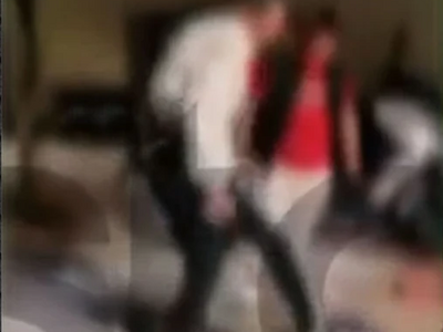 Σοκ από το βίντεο άγριου ξυλοδαρμού κοπέ...