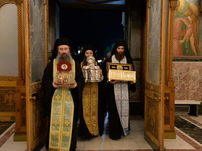 Εσπερινός για τους Αγίους των Πατρών και βράβευση των αριστούχων παιδιών - φωτό